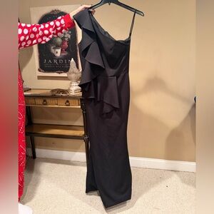 Elegant Black Ruffled Evening Dress